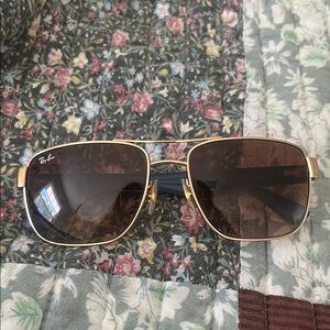 Ray-Ban Gold Frame Sunglasses with Dark Lenses